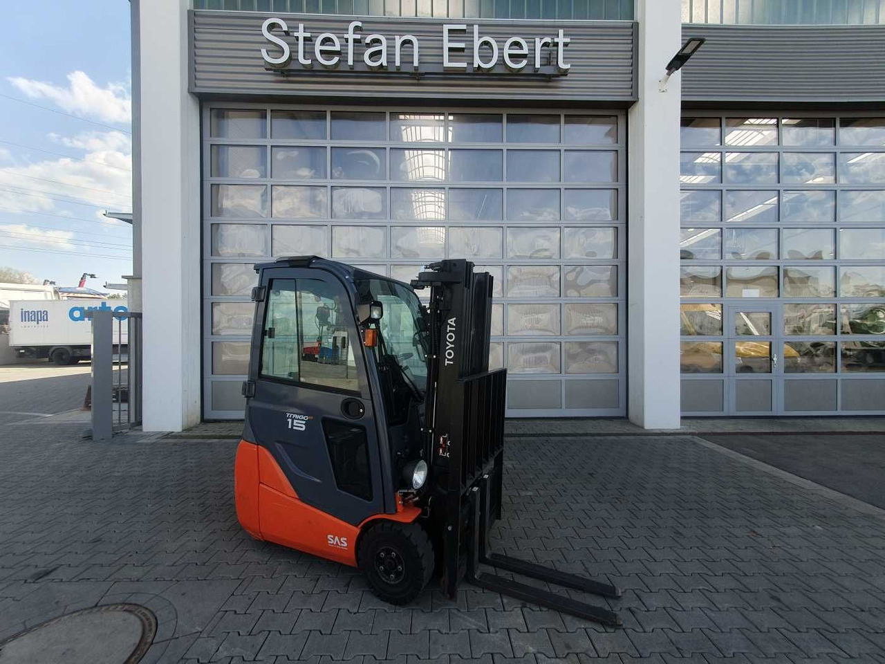 Toyota 8FBET15 / Triplex: 4.30m / nur 3.412h! / 2022 - Electric forklift: picture 1 Toyota 8FBET15 / Triplex: 4.30m / nur 3.412h! / 2022 - Electric forklift: picture 1