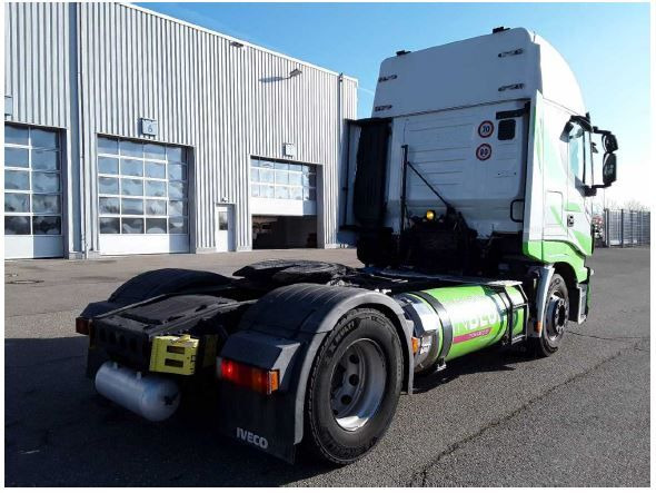 Iveco AS440S40T/P NG LNG Erdgas Intarder 3 Stück Iveco AS440S40T/P NG LNG Erdgas Intarder 3 Stück - Tractor unit: picture 3 Iveco AS440S40T/P NG LNG Erdgas Intarder 3 Stück Iveco AS440S40T/P NG LNG Erdgas Intarder 3 Stück - Tractor unit: picture 3