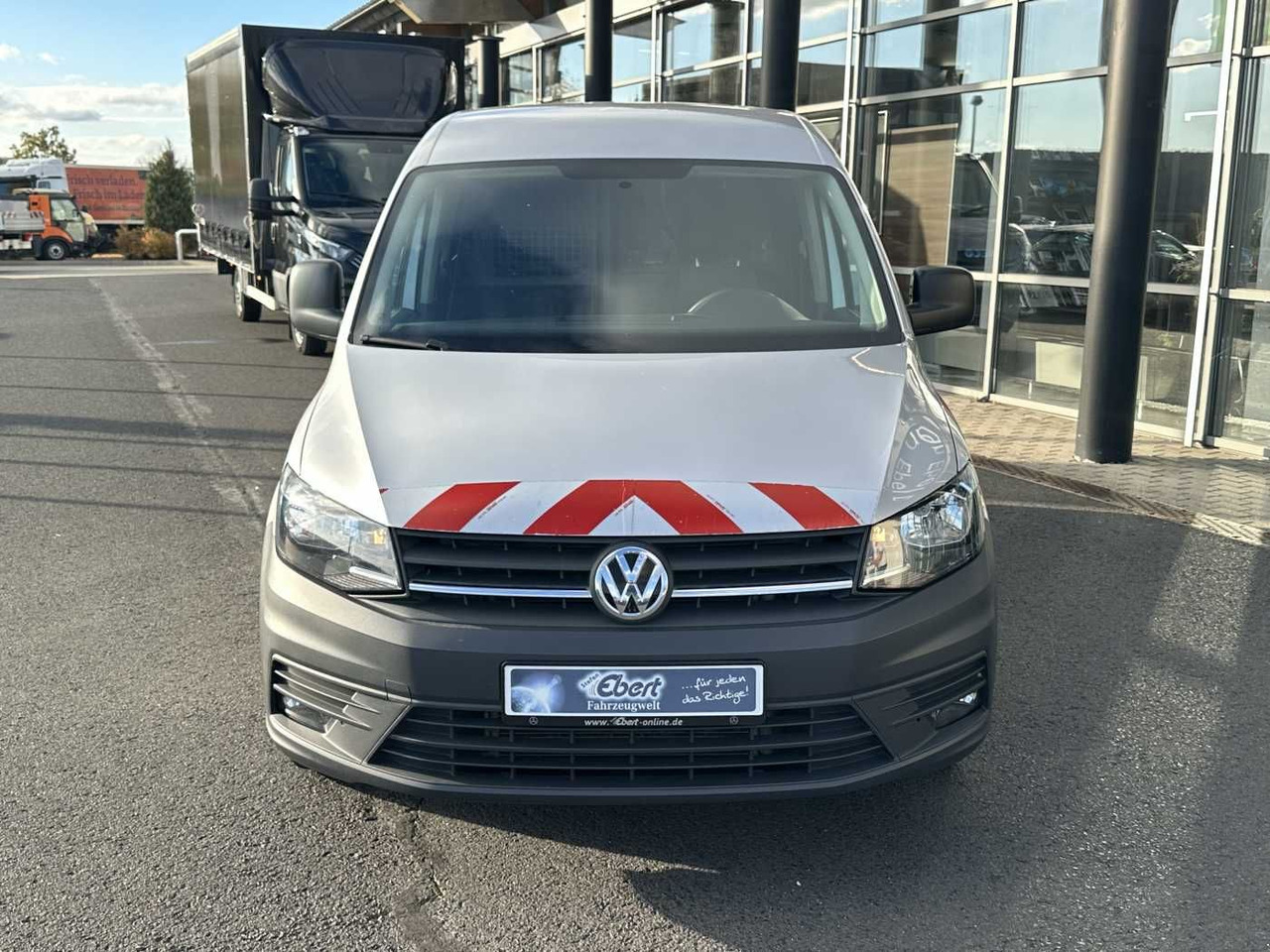 Volkswagen Caddy 1.6 TDI Klima Navi 8Räder Trennwand klappb - Small van: picture 2 Volkswagen Caddy 1.6 TDI Klima Navi 8Räder Trennwand klappb - Small van: picture 2