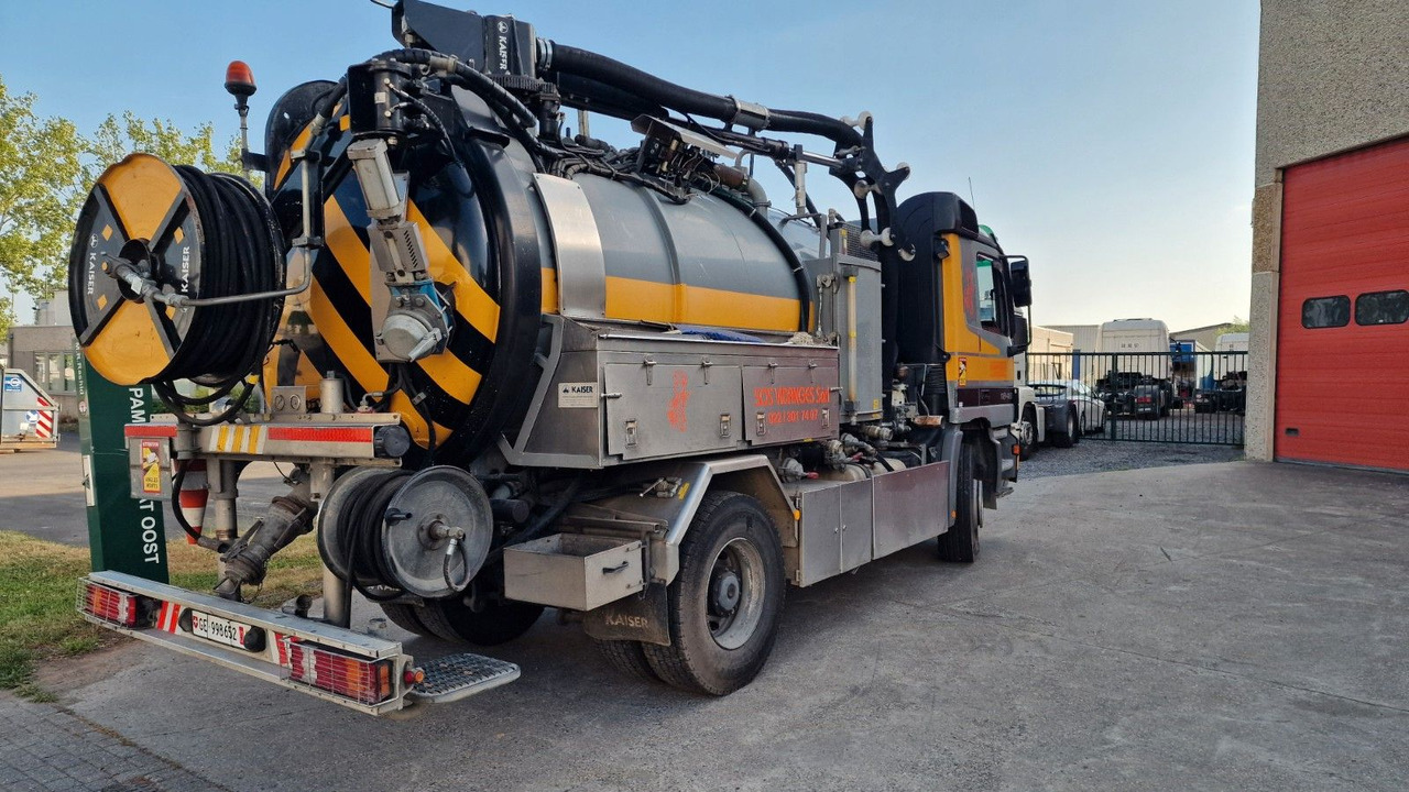 Mercedes-Benz Actros 18-40 - Vacuum truck: picture 4 Mercedes-Benz Actros 18-40 - Vacuum truck: picture 4