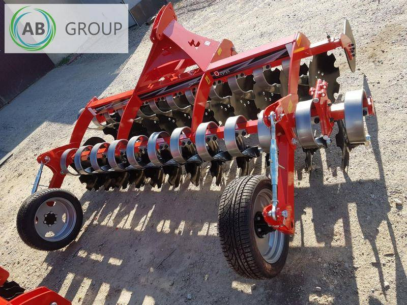 Awemak front-mounted disc harrow OZYRYS BTF 30 - Disc harrow: picture 3 Awemak front-mounted disc harrow OZYRYS BTF 30 - Disc harrow: picture 3