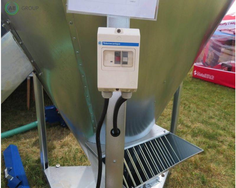 BIN Futtermischer 1000kg/Mixer/Mezclador/Mieszalnik pa - Livestock equipment: picture 4 BIN Futtermischer 1000kg/Mixer/Mezclador/Mieszalnik pa - Livestock equipment: picture 4