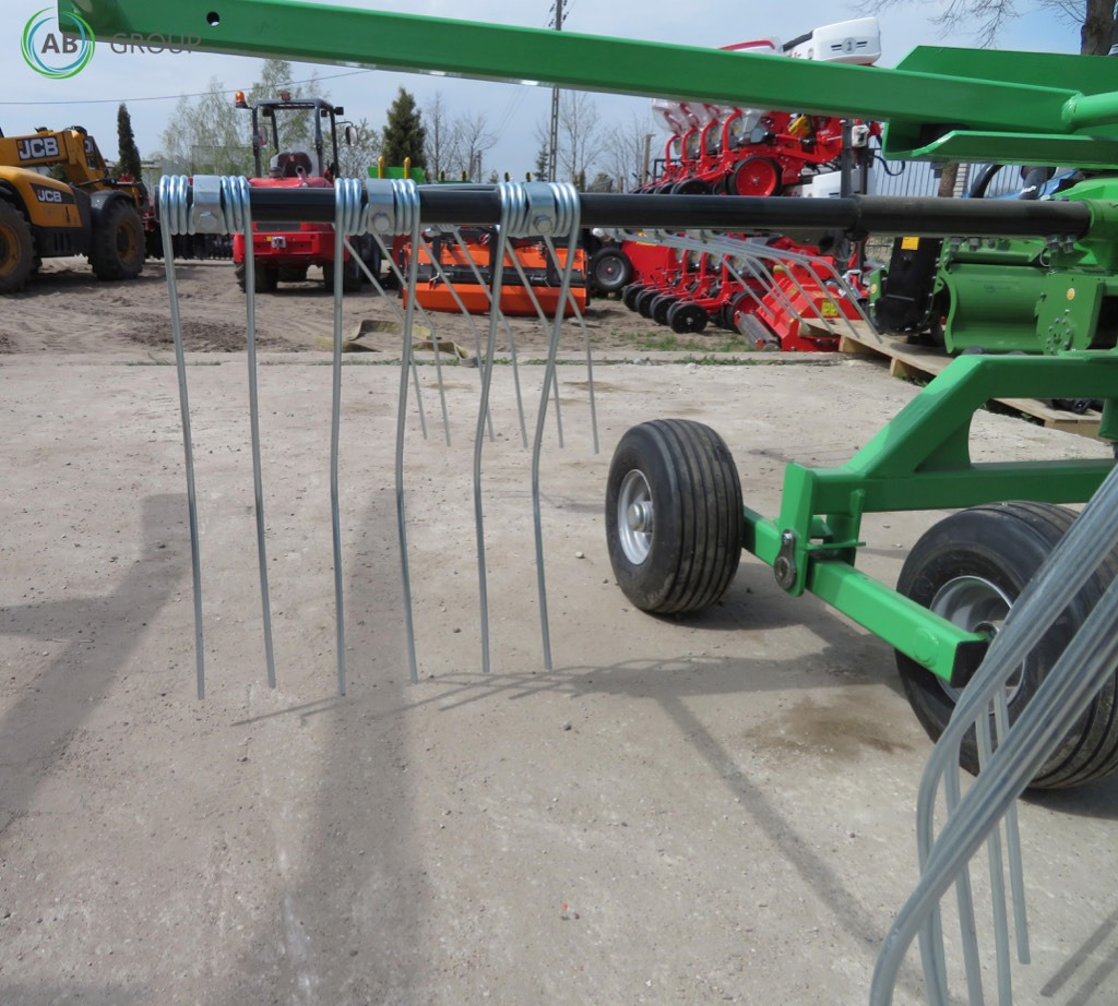 Inter-Tech rotary rake ZKT-350, 3.5 m - Tedder/ Rake: picture 5 Inter-Tech rotary rake ZKT-350, 3.5 m - Tedder/ Rake: picture 5