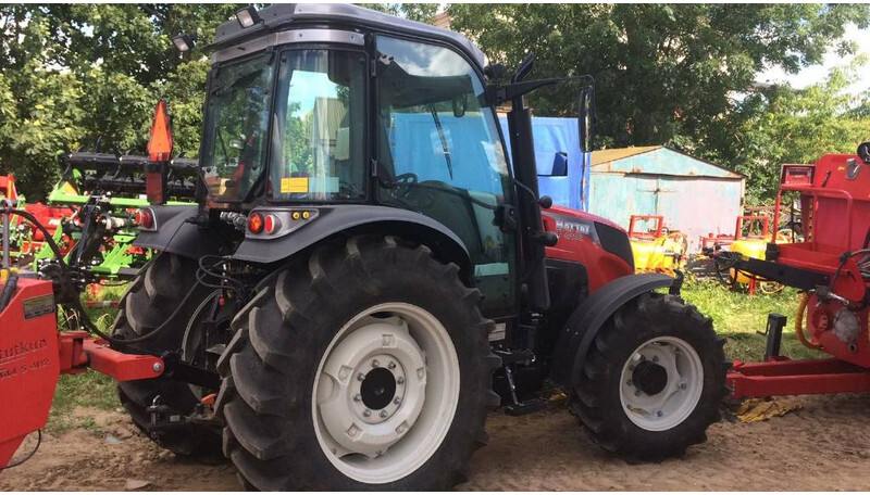 Traktor Hattat / Ciągnik rolniczy T4110 - Farm tractor: picture 5 Traktor Hattat / Ciągnik rolniczy T4110 - Farm tractor: picture 5
