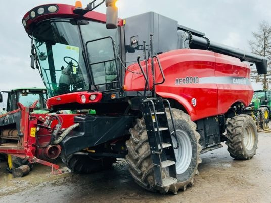 Case IH AFX8010 - Combine harvester: picture 1 Case IH AFX8010 - Combine harvester: picture 1
