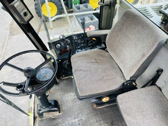 Claas JAGUAR 880 - Forage harvester: picture 3 Claas JAGUAR 880 - Forage harvester: picture 3