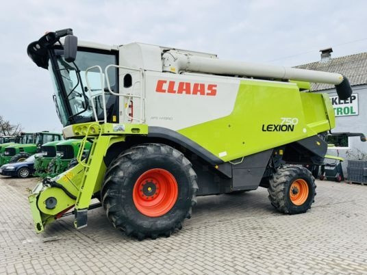 Claas Lexion 750 APS Hybrid - Combine harvester: picture 2 Claas Lexion 750 APS Hybrid - Combine harvester: picture 2