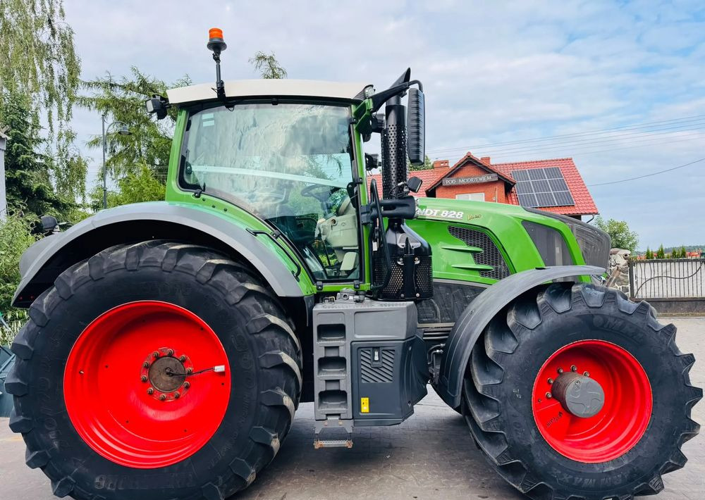 Fendt 828 Vario Profi Plus - Farm tractor: picture 5 Fendt 828 Vario Profi Plus - Farm tractor: picture 5