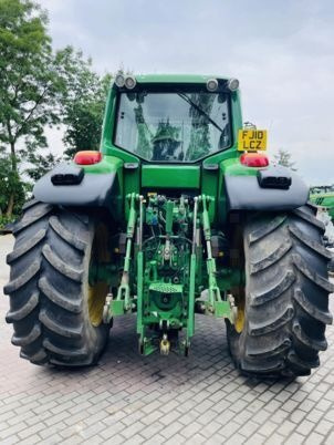 John Deere 7530 PREMIUM - Farm tractor: picture 5 John Deere 7530 PREMIUM - Farm tractor: picture 5