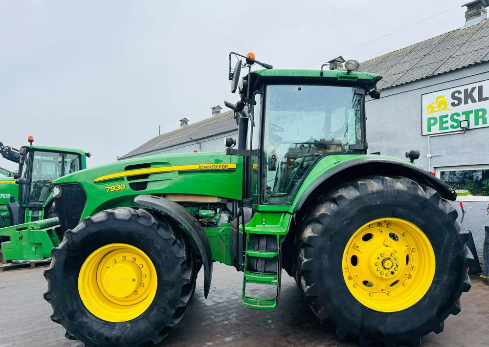 John Deere 7930 - Farm tractor: picture 2 John Deere 7930 - Farm tractor: picture 2