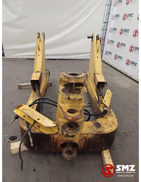 Caterpillar Occ toreneenheid D6M Caterpillar - Frame/ Chassis: picture 4 Caterpillar Occ toreneenheid D6M Caterpillar - Frame/ Chassis: picture 4