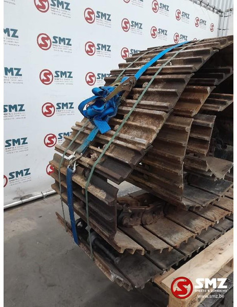 Caterpillar Occ track shoe 60 cm Caterpillar - Frame/ Chassis for Truck: picture 3 Caterpillar Occ track shoe 60 cm Caterpillar - Frame/ Chassis for Truck: picture 3