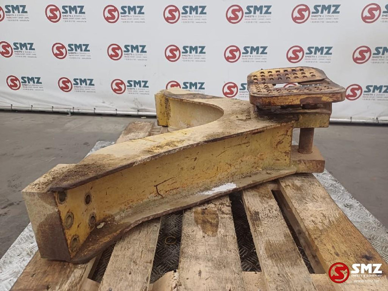 Caterpillar Occ trekhaak D6M Caterpillar - Fifth wheel coupling: picture 3 Caterpillar Occ trekhaak D6M Caterpillar - Fifth wheel coupling: picture 3