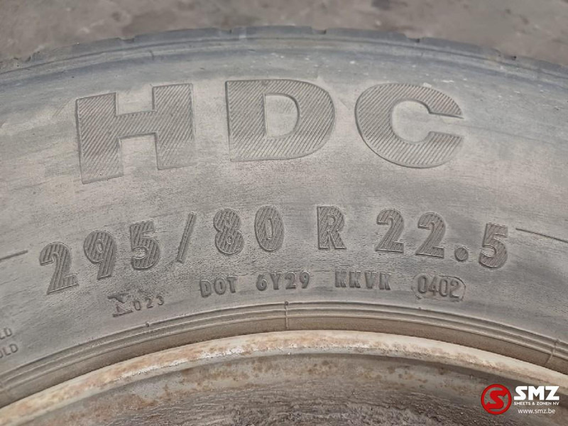 Continental Occ vrachtwagenband 295/80R22.5 152/148K Continent - Tire for Truck: picture 3 Continental Occ vrachtwagenband 295/80R22.5 152/148K Continent - Tire for Truck: picture 3
