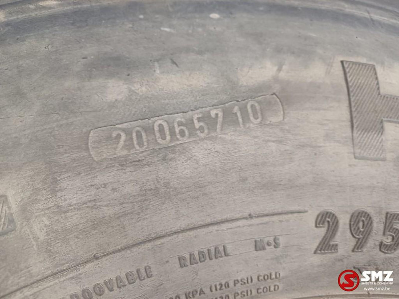 Continental Occ vrachtwagenband 295/80R22.5 152/148K Continent - Tire for Truck: picture 5 Continental Occ vrachtwagenband 295/80R22.5 152/148K Continent - Tire for Truck: picture 5