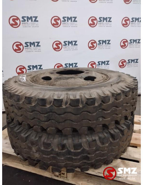 Continental Occ vrachtwagenband Continental 8.25-20 - Tire for Truck: picture 1 Continental Occ vrachtwagenband Continental 8.25-20 - Tire for Truck: picture 1