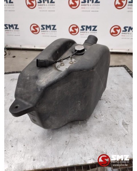 DAF Occ AdBlue tank DAF LF45 - AdBlue tank for Truck: picture 2 DAF Occ AdBlue tank DAF LF45 - AdBlue tank for Truck: picture 2
