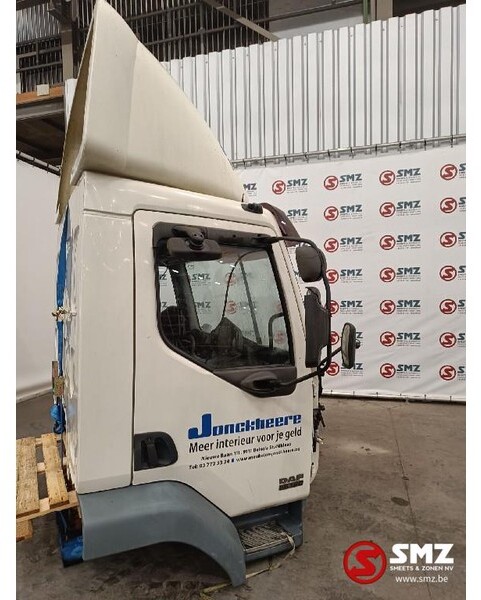 DAF Occ Cabine DAF 55 LF - Cab for Truck: picture 1 DAF Occ Cabine DAF 55 LF - Cab for Truck: picture 1