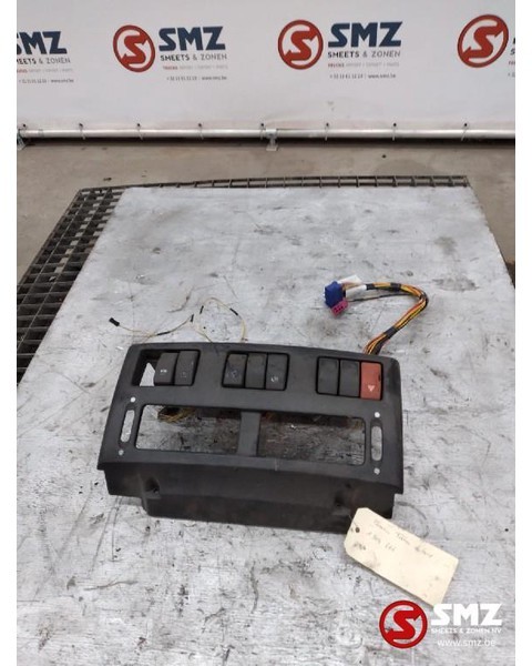 DAF Occ dashboard paneel DAF XF105 - Dashboard for Truck: picture 1 DAF Occ dashboard paneel DAF XF105 - Dashboard for Truck: picture 1
