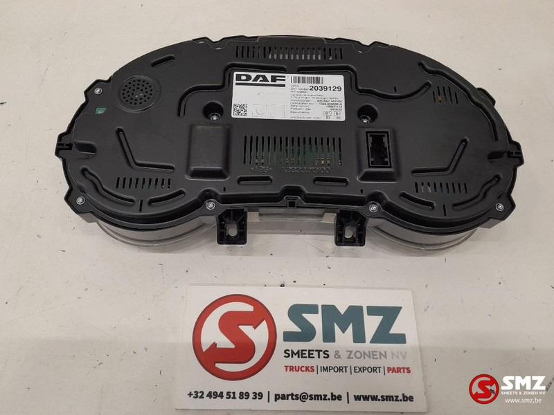 DAF Occ instrumentenpaneel DAF - Dashboard for Truck: picture 4 DAF Occ instrumentenpaneel DAF - Dashboard for Truck: picture 4