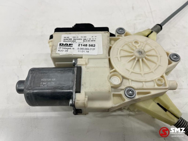 DAF Raambediening rechts DAF 2148562 - Window lift motor for Truck: picture 2 DAF Raambediening rechts DAF 2148562 - Window lift motor for Truck: picture 2