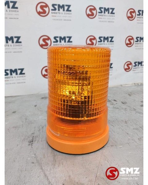 Diversen Occ zwaailamp Hella KL700 24V 70W - Lights/ Lighting for Truck: picture 1 Diversen Occ zwaailamp Hella KL700 24V 70W - Lights/ Lighting for Truck: picture 1