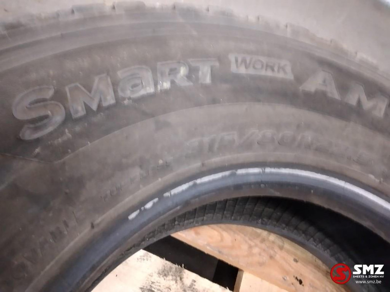 Hankook Occ vrachtwagenband Hankook Smart 315/80R22.5 - Tire for Truck: picture 3 Hankook Occ vrachtwagenband Hankook Smart 315/80R22.5 - Tire for Truck: picture 3
