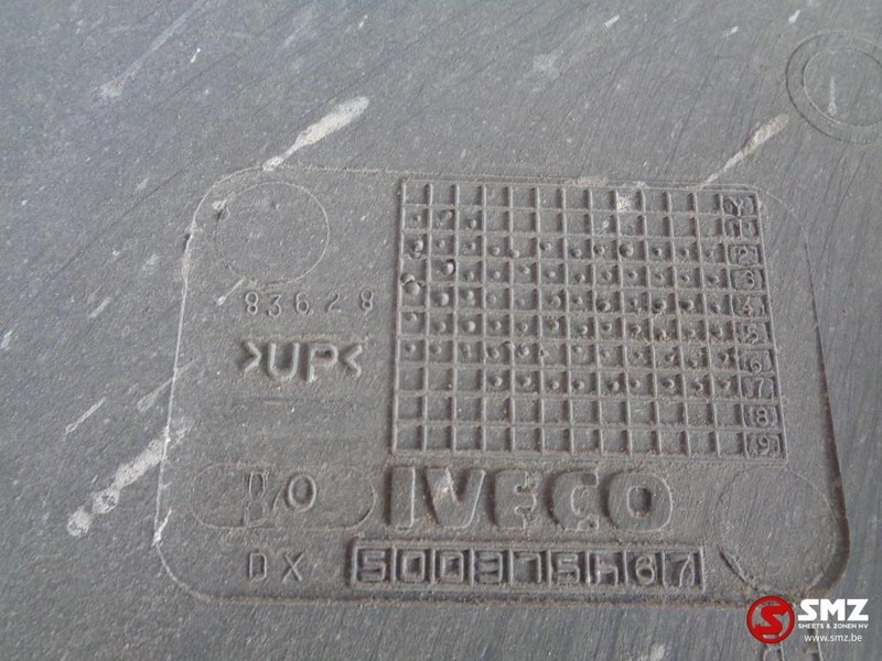 Iveco Occ treeplank rechts Iveco Stralis - Footstep for Truck: picture 2 Iveco Occ treeplank rechts Iveco Stralis - Footstep for Truck: picture 2