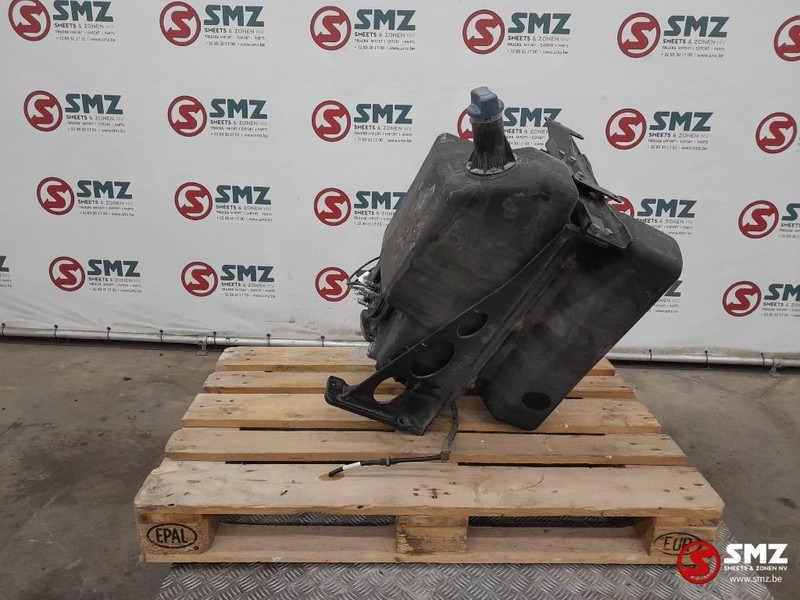 MAN Occ AdBluetank + AdBlueklep 60L MAN - Fuel processing/ Fuel delivery for Truck: picture 3 MAN Occ AdBluetank + AdBlueklep 60L MAN - Fuel processing/ Fuel delivery for Truck: picture 3
