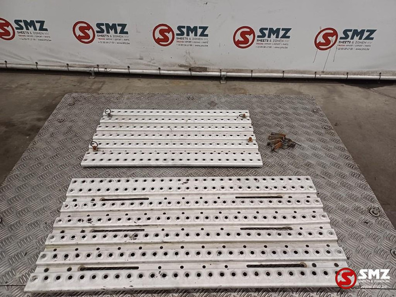 MAN Occ set bordesplaten MAN - Frame/ Chassis for Truck: picture 1 MAN Occ set bordesplaten MAN - Frame/ Chassis for Truck: picture 1