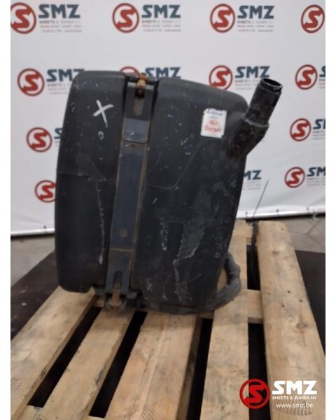 Mercedes-Benz Occ Adblue tank Mercedes Axor euro 5 - Fuel processing/ Fuel delivery for Truck: picture 1 Mercedes-Benz Occ Adblue tank Mercedes Axor euro 5 - Fuel processing/ Fuel delivery for Truck: picture 1
