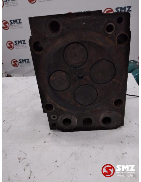 Mercedes-Benz Occ cilinderkop Mercedes Actros om501la - Cylinder head for Truck: picture 4 Mercedes-Benz Occ cilinderkop Mercedes Actros om501la - Cylinder head for Truck: picture 4