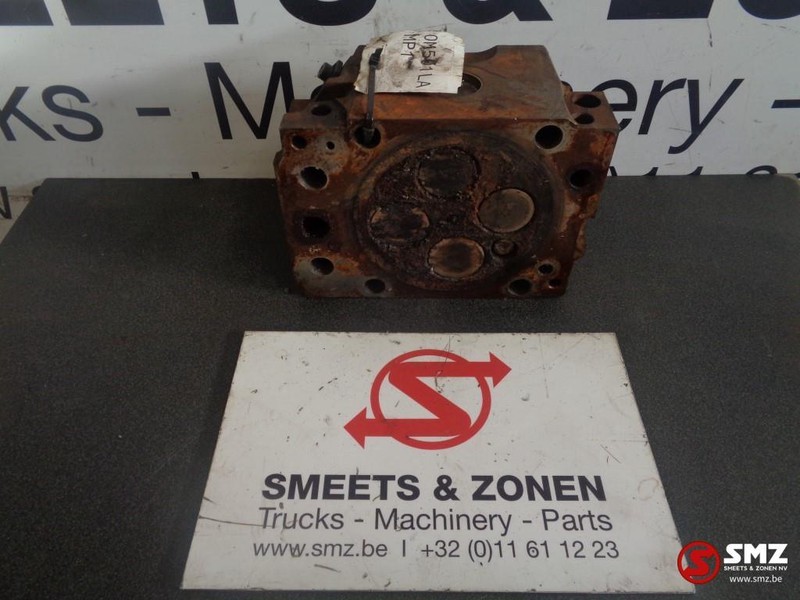 Mercedes-Benz Occ cilinderkop Mercedes OM501LA MP1 - Cylinder head for Truck: picture 4 Mercedes-Benz Occ cilinderkop Mercedes OM501LA MP1 - Cylinder head for Truck: picture 4