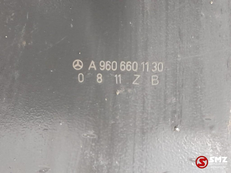 Mercedes-Benz Occ onderste tredebeugel links Mercedes - Frame/ Chassis for Truck: picture 5 Mercedes-Benz Occ onderste tredebeugel links Mercedes - Frame/ Chassis for Truck: picture 5