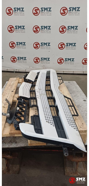 Mercedes-Benz Occ radiatorgrille Mercedes - Grill for Truck: picture 4 Mercedes-Benz Occ radiatorgrille Mercedes - Grill for Truck: picture 4