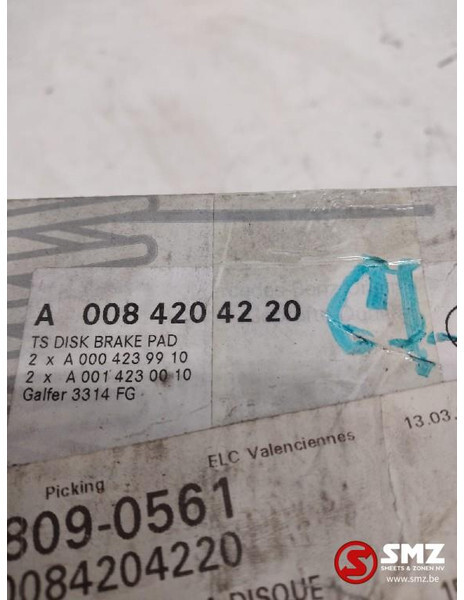 Mercedes-Benz Set remblokken mercedes sprinter w909 a0084204220 - Brake pads for Truck: picture 2 Mercedes-Benz Set remblokken mercedes sprinter w909 a0084204220 - Brake pads for Truck: picture 2