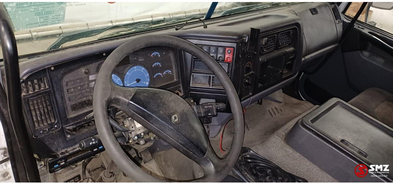 Cab and interior for Truck Renault Occ cabine Renault Premium: picture 12 Cab and interior for Truck Renault Occ cabine Renault Premium: picture 12