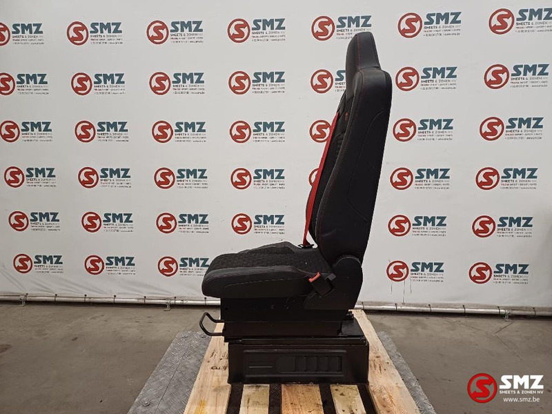 Renault Occ passagiersstoel Renault - Cab and interior for Truck: picture 3 Renault Occ passagiersstoel Renault - Cab and interior for Truck: picture 3