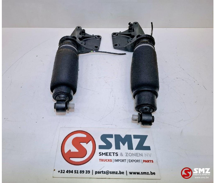 Renault Occ set cabineschokdempers L/R Renault - Shock absorber for Truck: picture 1 Renault Occ set cabineschokdempers L/R Renault - Shock absorber for Truck: picture 1