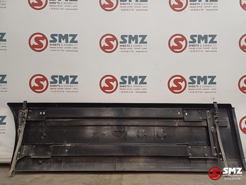 Renault Occ side skirt links Renault - Frame/ Chassis for Truck: picture 2 Renault Occ side skirt links Renault - Frame/ Chassis for Truck: picture 2