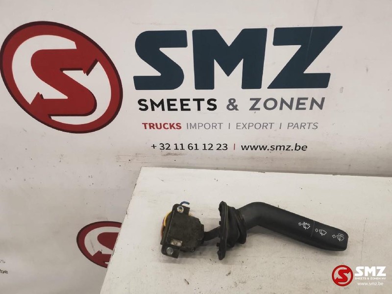 Scania Occ stuurkolomschakelaar (ruitenwisser) ScaniaT114 - Steering column switch for Truck: picture 1 Scania Occ stuurkolomschakelaar (ruitenwisser) ScaniaT114 - Steering column switch for Truck: picture 1
