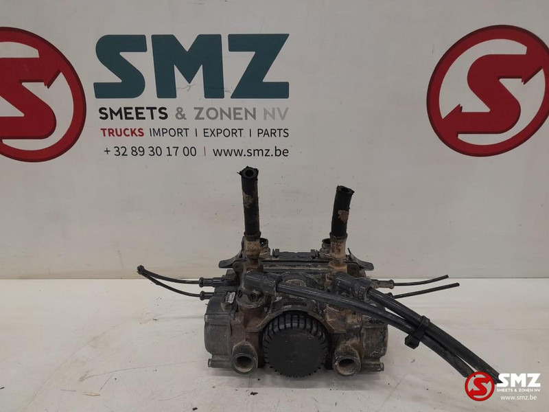 Iveco Occ EBS achterasmodulator Iveco - Spare parts for Truck: picture 3 Iveco Occ EBS achterasmodulator Iveco - Spare parts for Truck: picture 3