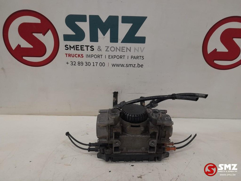 Iveco Occ EBS achterasmodulator Iveco - Spare parts for Truck: picture 2 Iveco Occ EBS achterasmodulator Iveco - Spare parts for Truck: picture 2