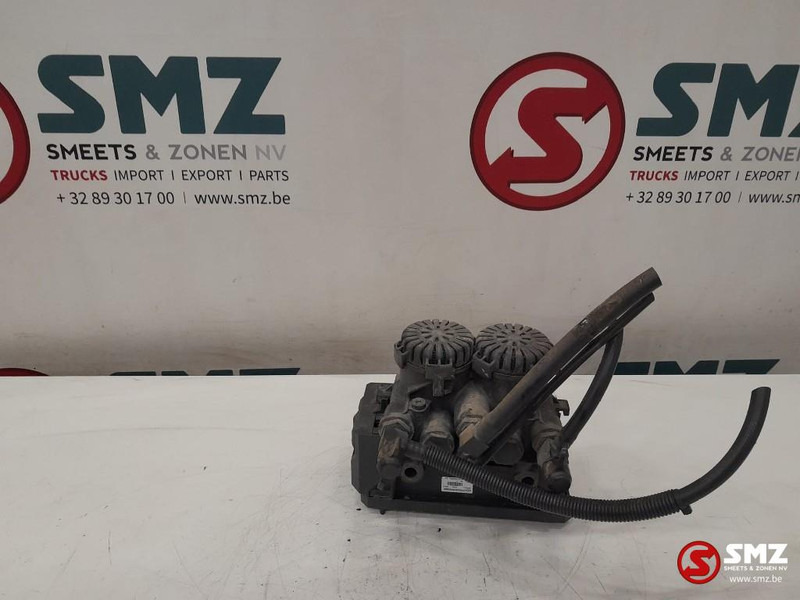 Mercedes-Benz Occ EBS achterasmodulator Mercedes - Spare parts for Truck: picture 2 Mercedes-Benz Occ EBS achterasmodulator Mercedes - Spare parts for Truck: picture 2