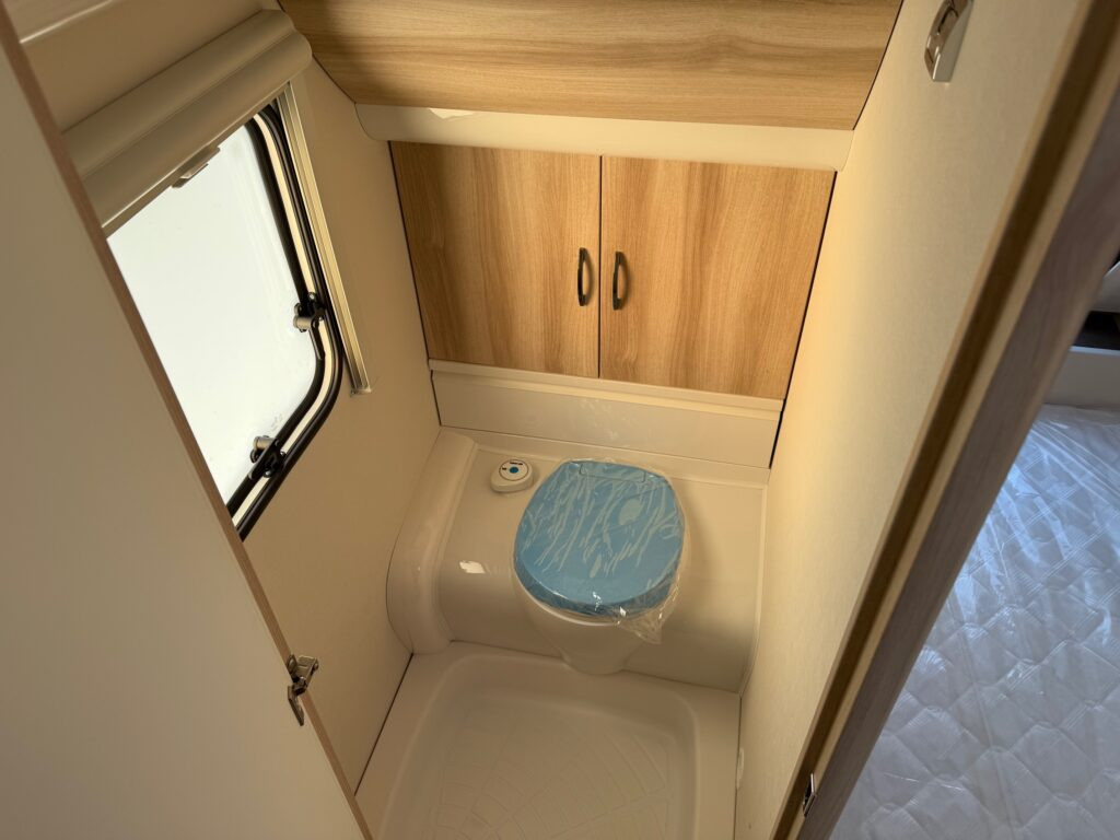 HOBBY DE LUXE 460 UFe 2025 leasing HOBBY DE LUXE 460 UFe 2025: picture 12