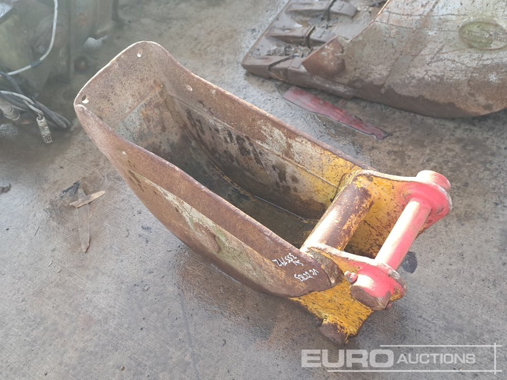 10" Strickland Digging Bucket 45mm Pin to suit 4-6 Ton Excavator - Bucket: picture 3 10" Strickland Digging Bucket 45mm Pin to suit 4-6 Ton Excavator - Bucket: picture 3