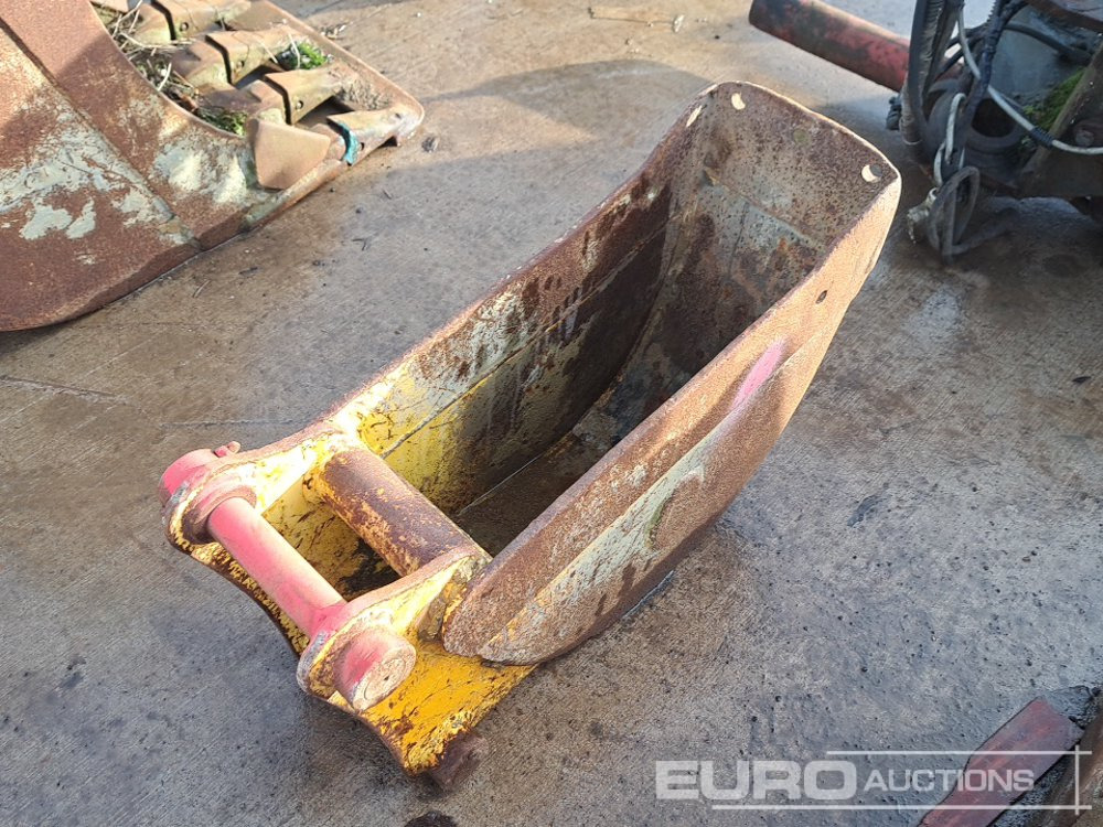 10" Strickland Digging Bucket 45mm Pin to suit 4-6 Ton Excavator - Bucket: picture 5 10" Strickland Digging Bucket 45mm Pin to suit 4-6 Ton Excavator - Bucket: picture 5