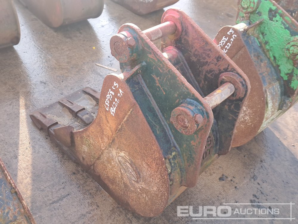 18" Strickland Digging Bucket 45mm Pin to suit 4-6 Ton Excavator - Bucket: picture 3 18" Strickland Digging Bucket 45mm Pin to suit 4-6 Ton Excavator - Bucket: picture 3