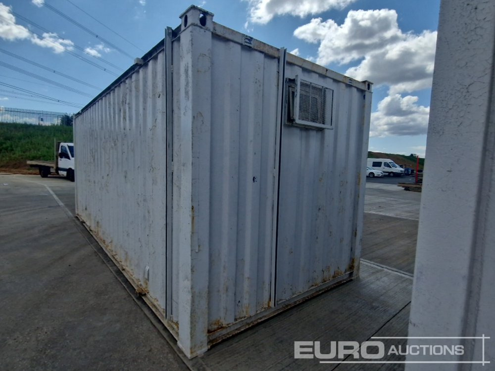 Shipping container 20' x 8' Container (Cannot Be Reconsigned): picture 8