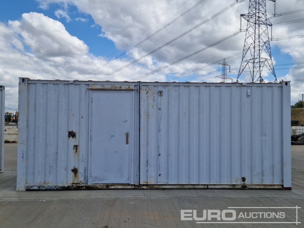 20' x 8' Container (Cannot Be Reconsigned) - Shipping container: picture 2 20' x 8' Container (Cannot Be Reconsigned) - Shipping container: picture 2